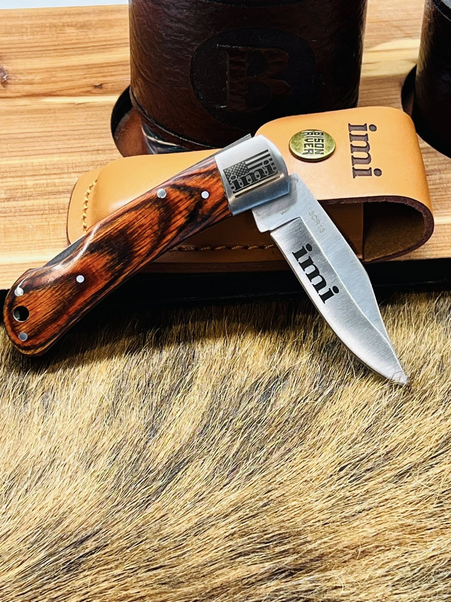 Custom Logo Bison River Knives w/Leather Sheath image 0